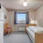 4 Bedroom In *