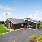 4 Bedroom In Hébergement de vacances *