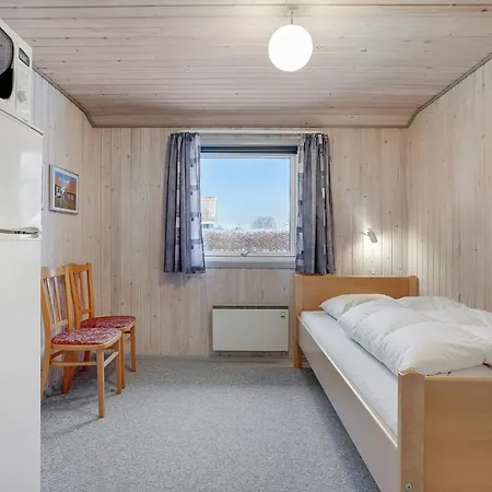 4 Bedroom In *