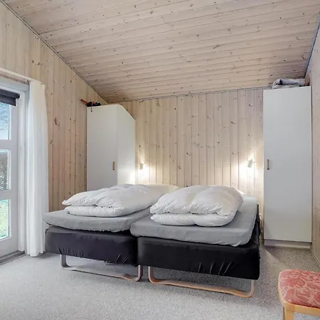 4 Bedroom In Ferienhaus Hadsund