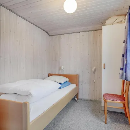 4 Bedroom In